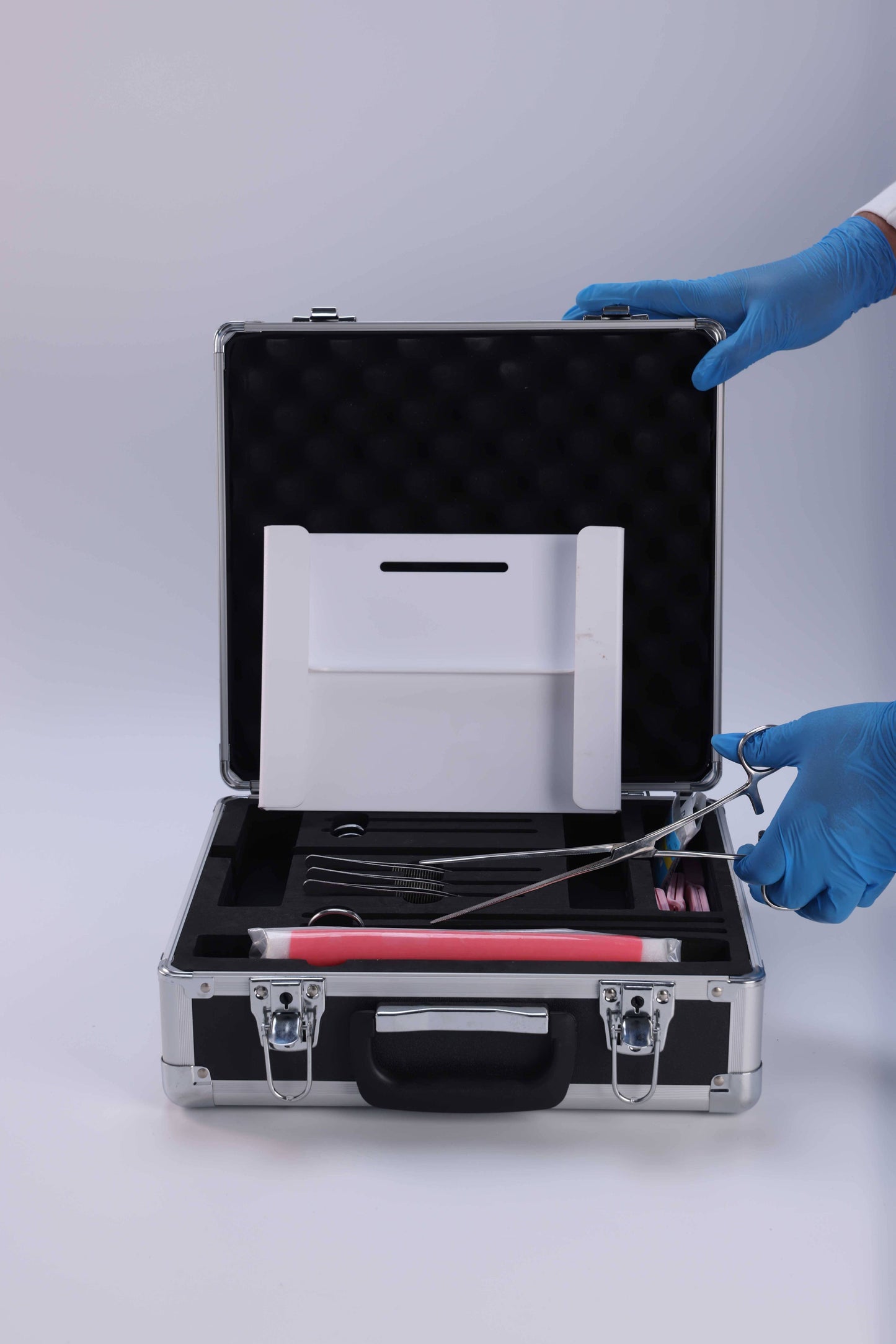 Intestinal Anastomosis Trainer