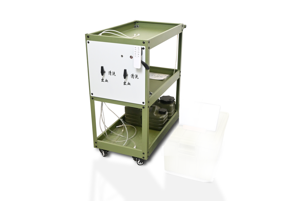 Bleeding control training cart